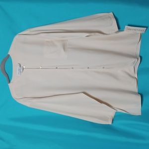 SILK ESSENTIALS Women's Cream Color Silk Shirt. Size 20/22